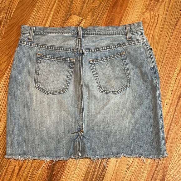 J. Crew jean skirt size 4 - Picture 2 of 3